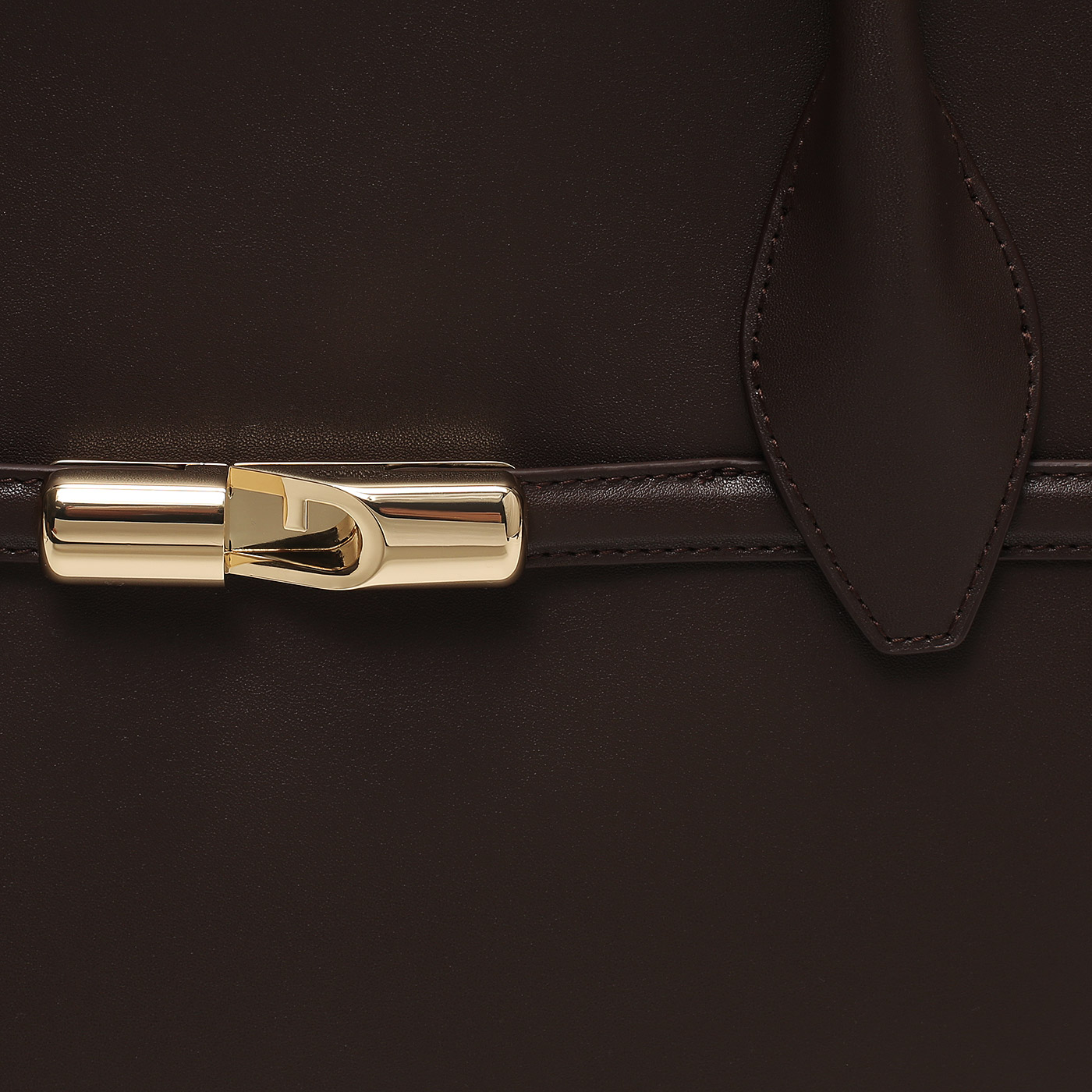 Кожаная сумка Furla Goccia