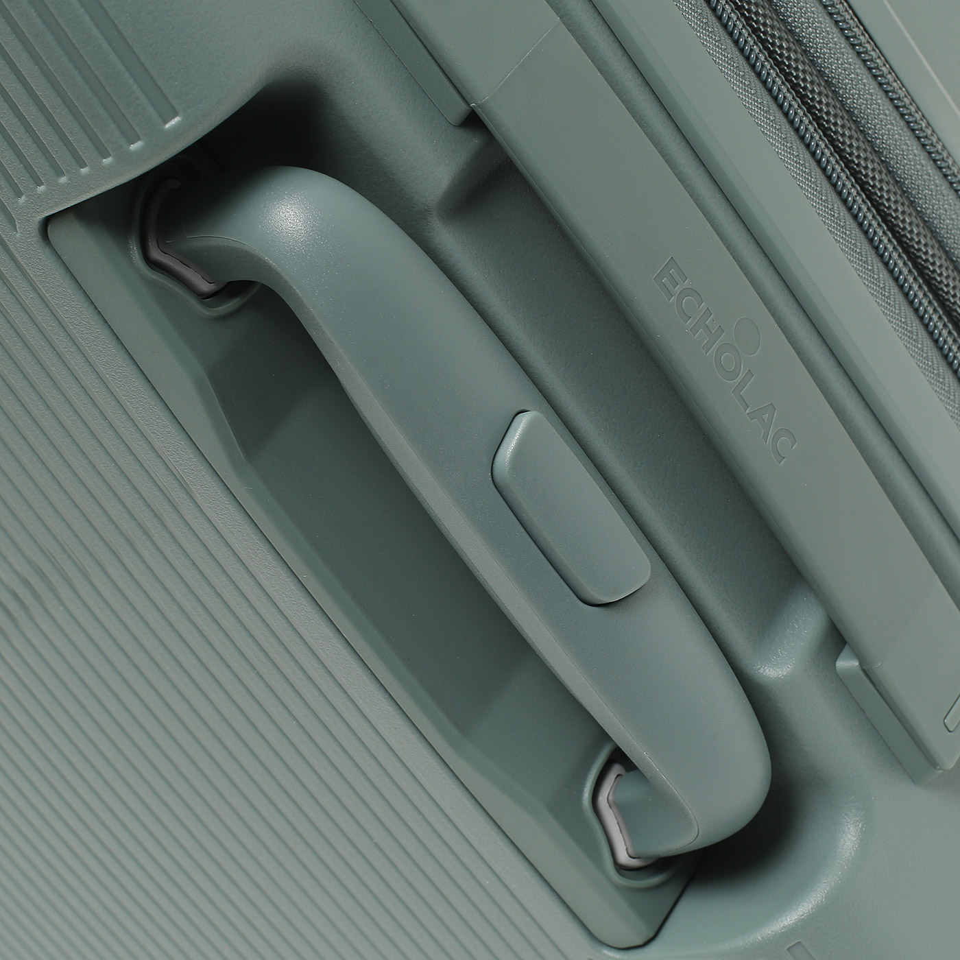 Чемодан маленький S из полипропилена Echolac Forza